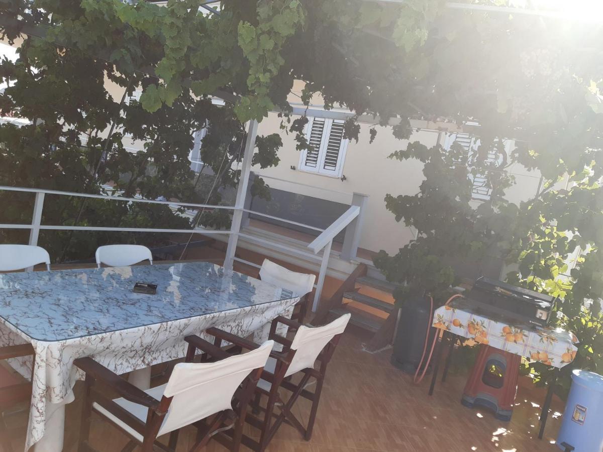 Collaku Apartment'S Влёра Экстерьер фото
