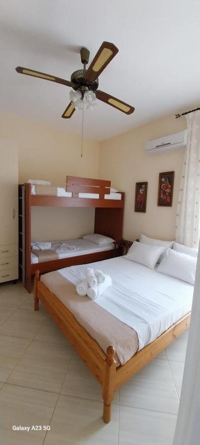 Collaku Apartment'S Влёра Экстерьер фото