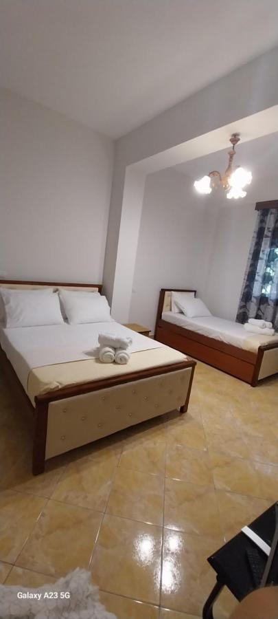 Collaku Apartment'S Влёра Экстерьер фото