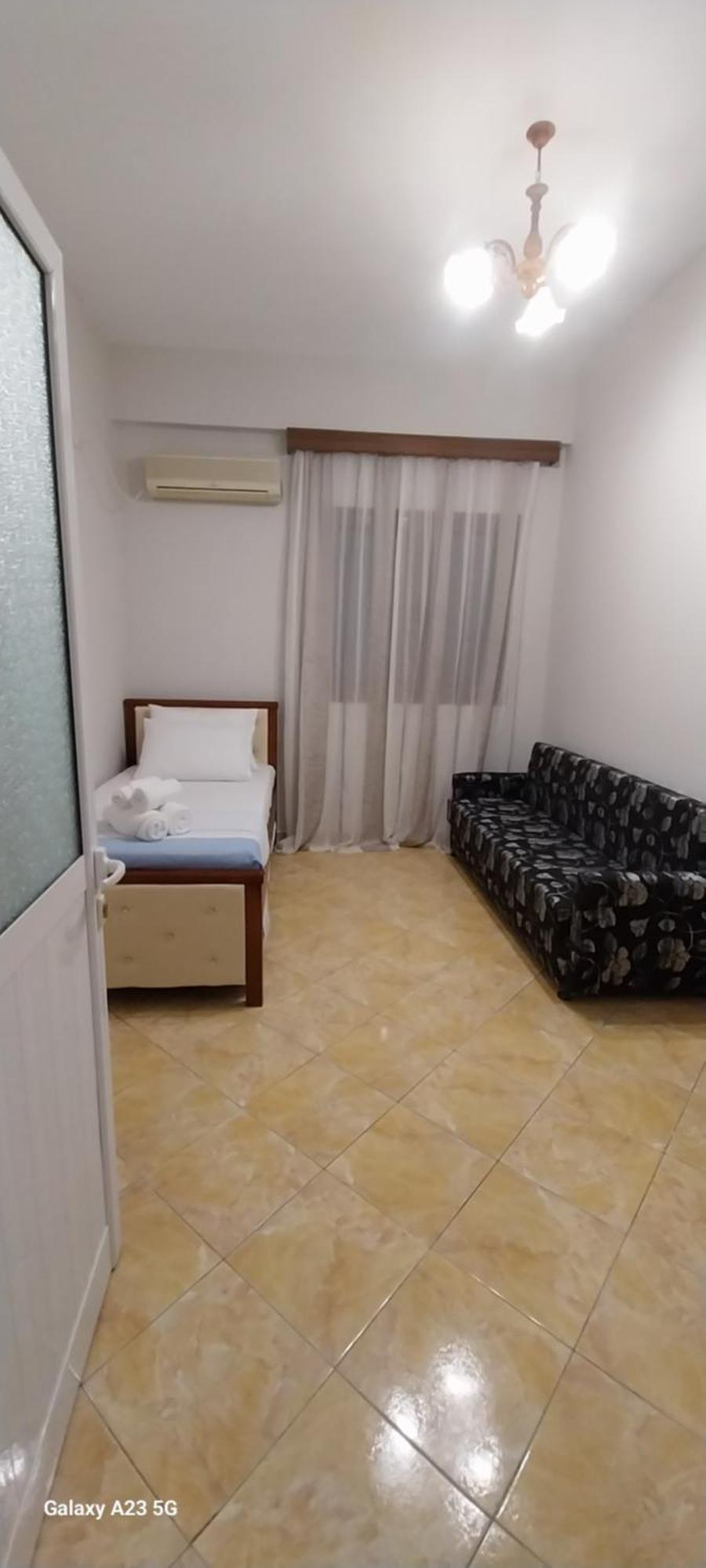 Collaku Apartment'S Влёра Экстерьер фото